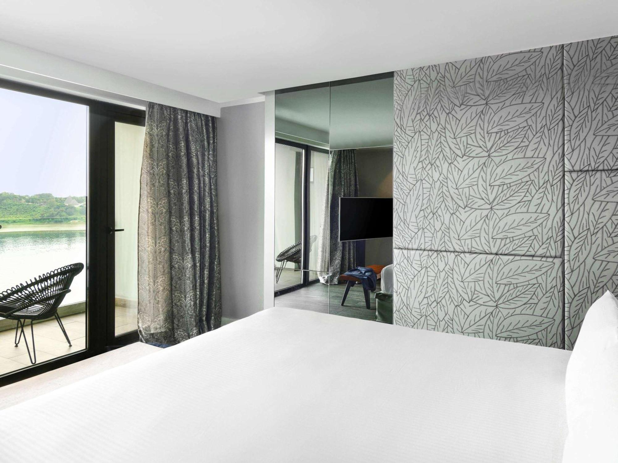 Pullman Abidjan Hotel Екстериор снимка