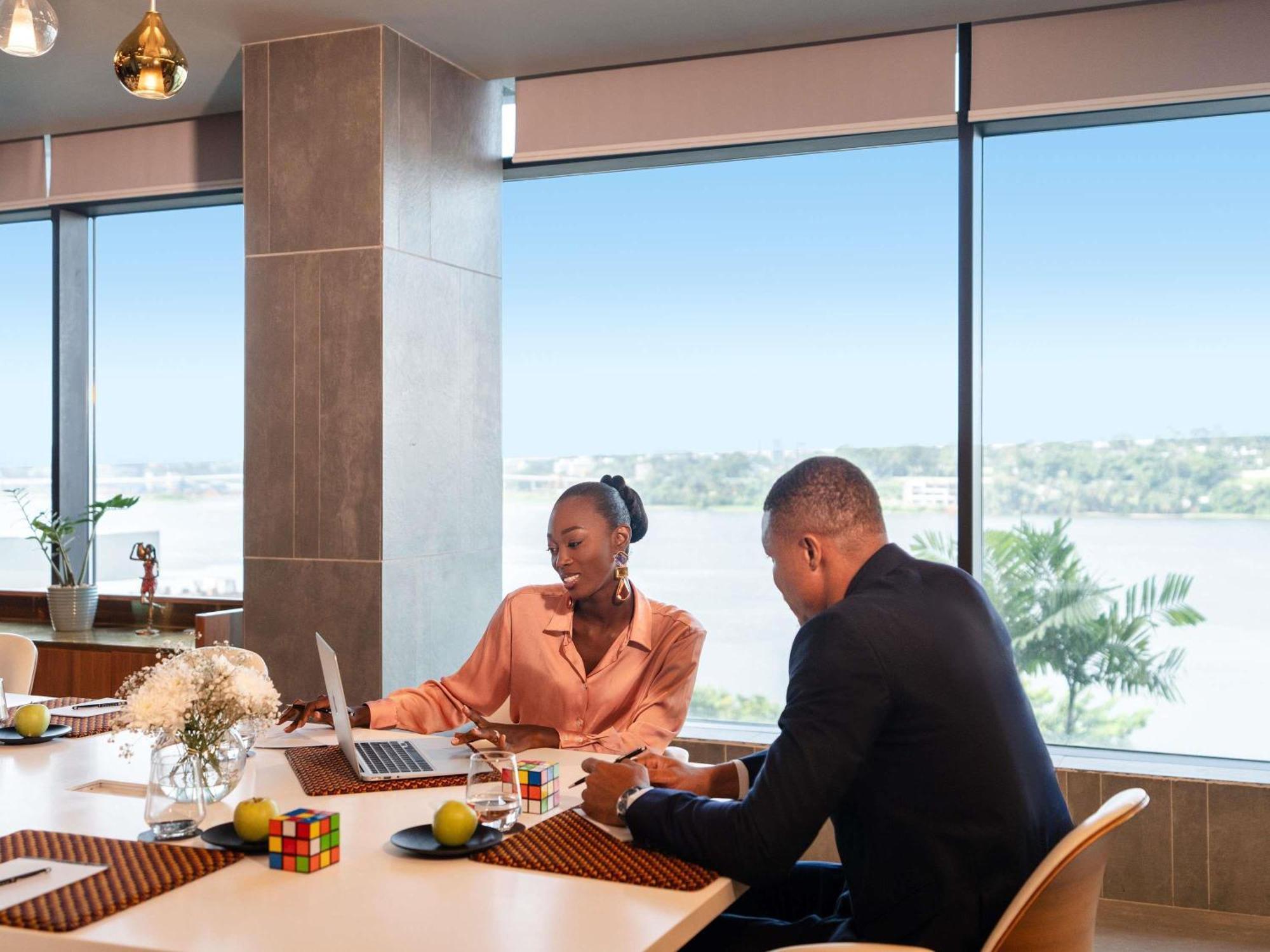 Pullman Abidjan Hotel Екстериор снимка